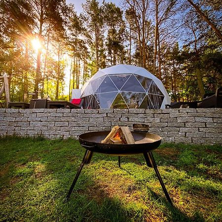Отель Glamping Pod Orlem Cedynia Экстерьер фото